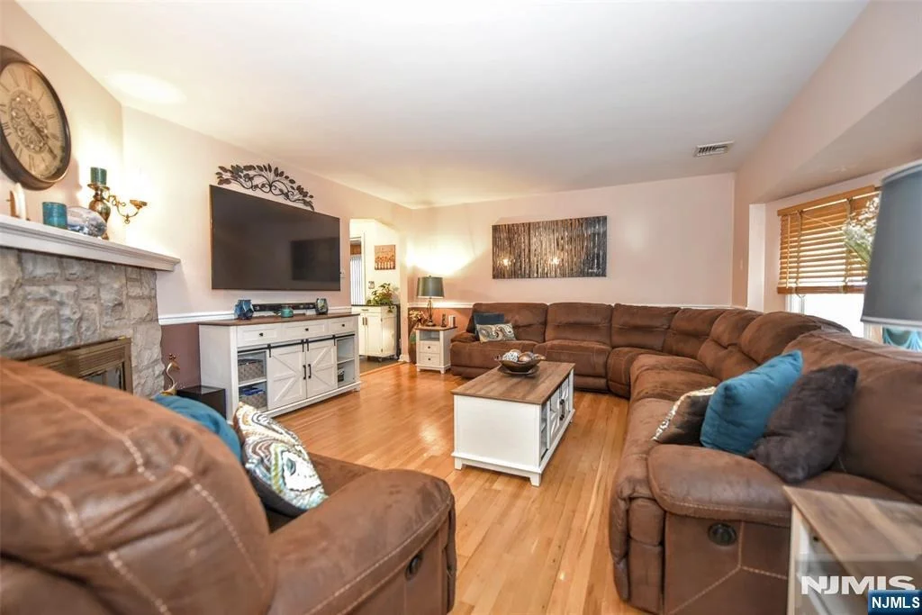 Photo of 137 Manhattan
