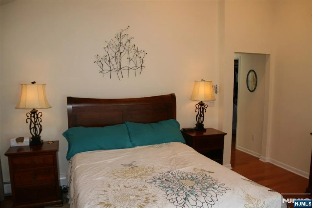 Photo of 452 Glendale