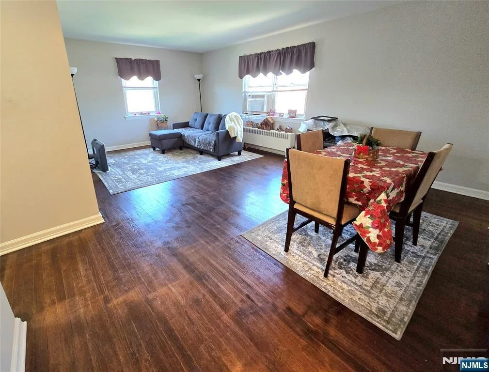 Photo of 479 Maple Hill