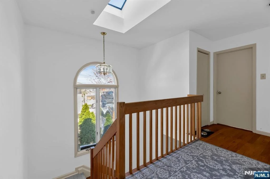Photo of 266 Garibaldi
