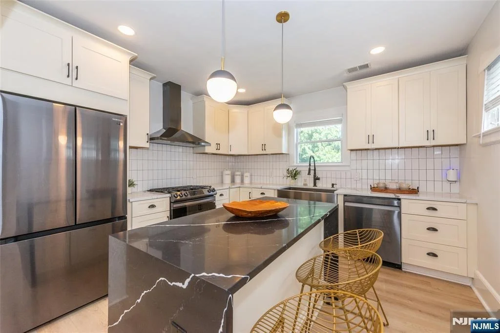 Photo of 33 Waverly