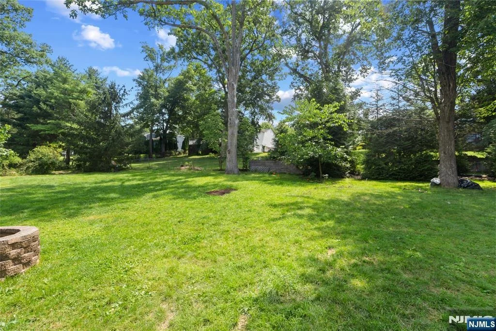 Photo of 260 Saint Cloud