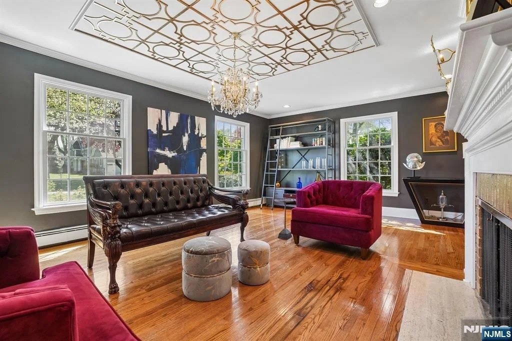 Photo of 372 Lakeview