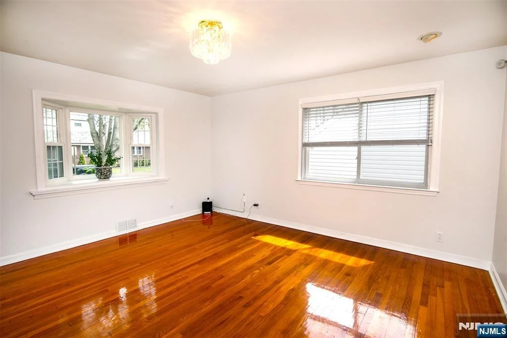 Photo of 352 Billington