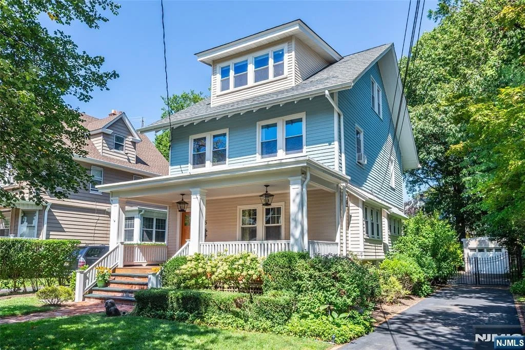 Photo of 85 Evergreen