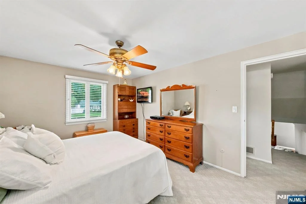 Photo of 33 Waling