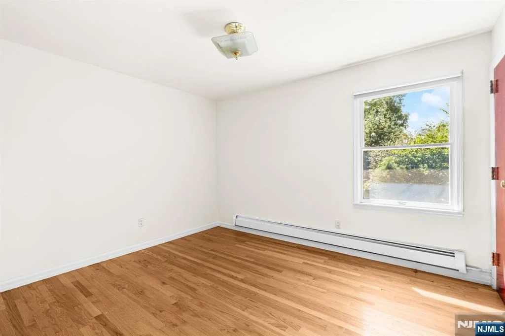Photo of 763 Closter Dock