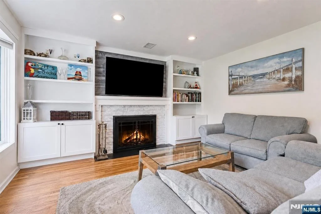 Photo of 1471 Terrill