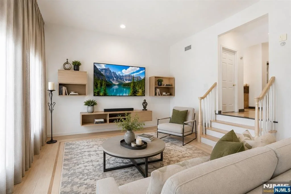 Photo of 750 Undercliff