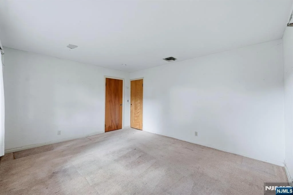 Photo of 23 Glendale