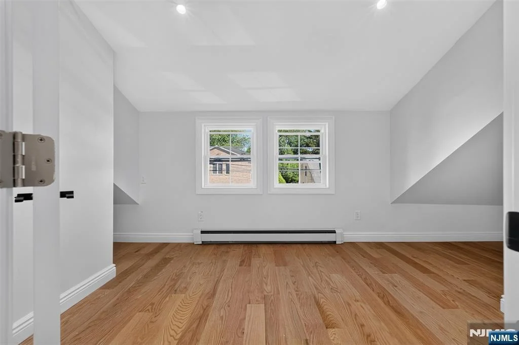 Photo of 15 Morrissee