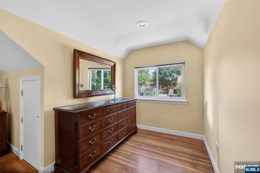 Photo of 413 Maple Hill