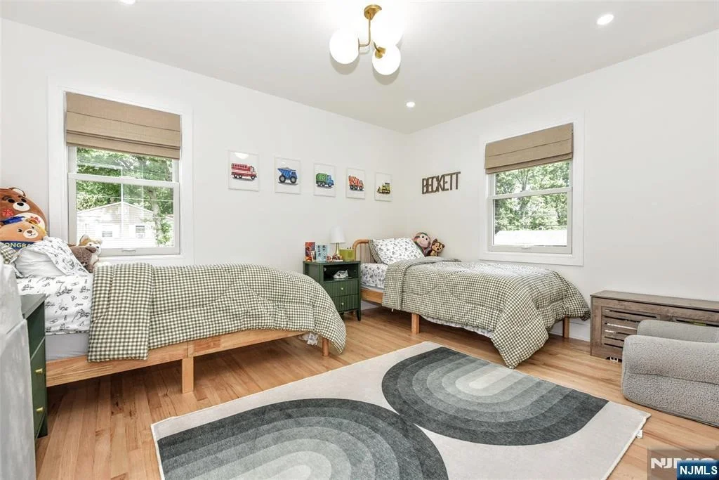 Photo of 75 Demarest