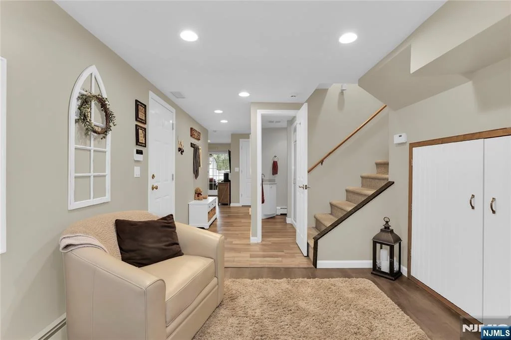 Photo of 14 Beverly
