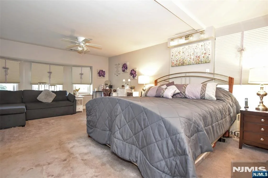 Photo of 137 Manhattan