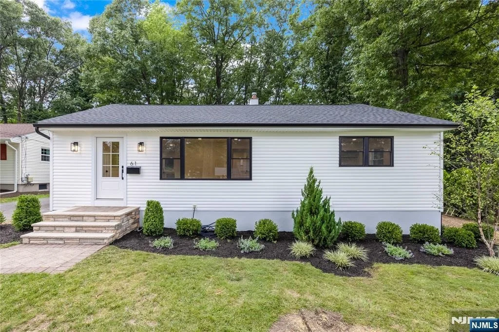Photo of 61 Mackay