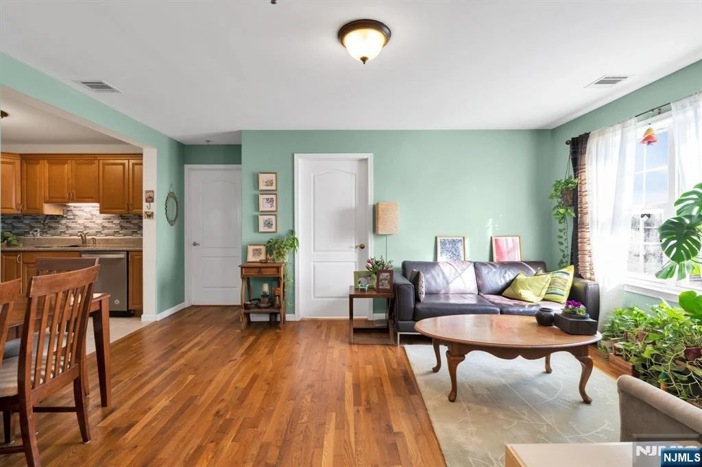 Photo of 241 Union