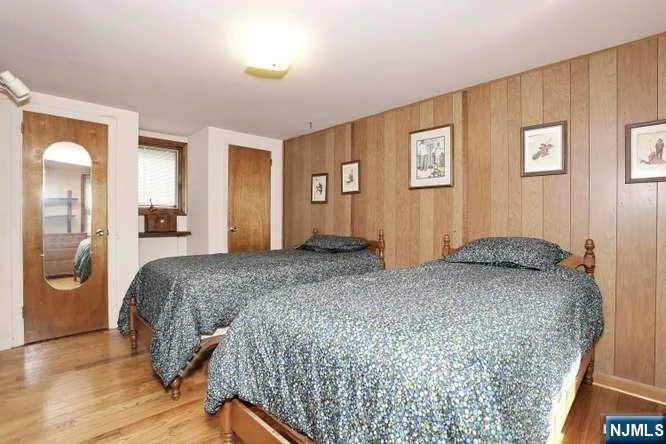 Photo of 405 Terhune