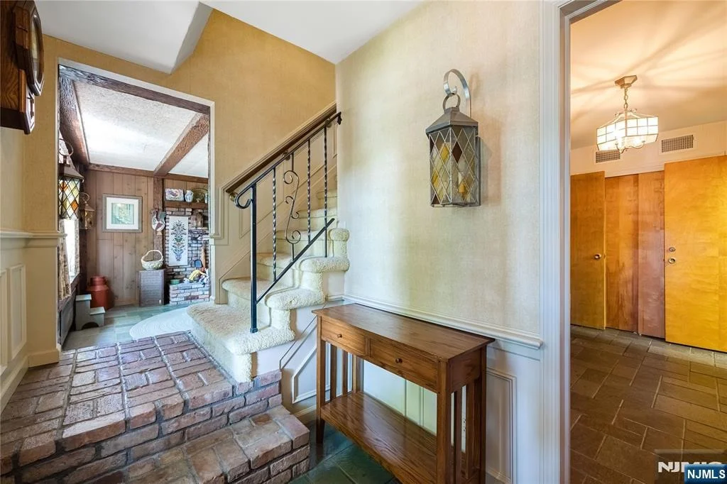 Photo of 156 Cedar