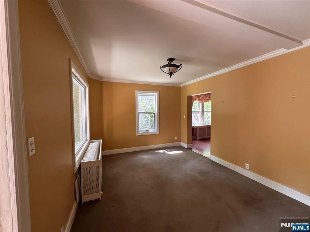 Photo of 25 Maple
