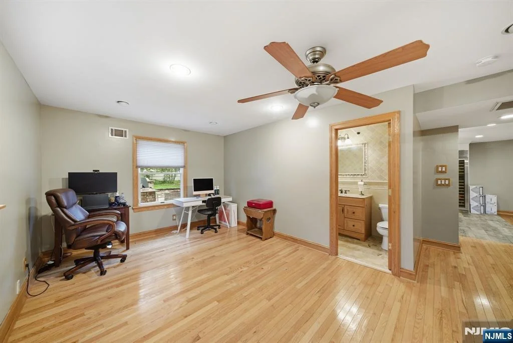 Photo of 14 Donato