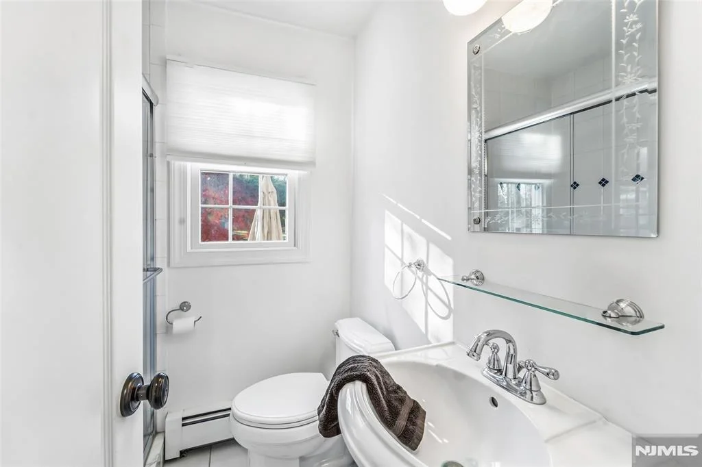 Photo of 27 Pine Hill