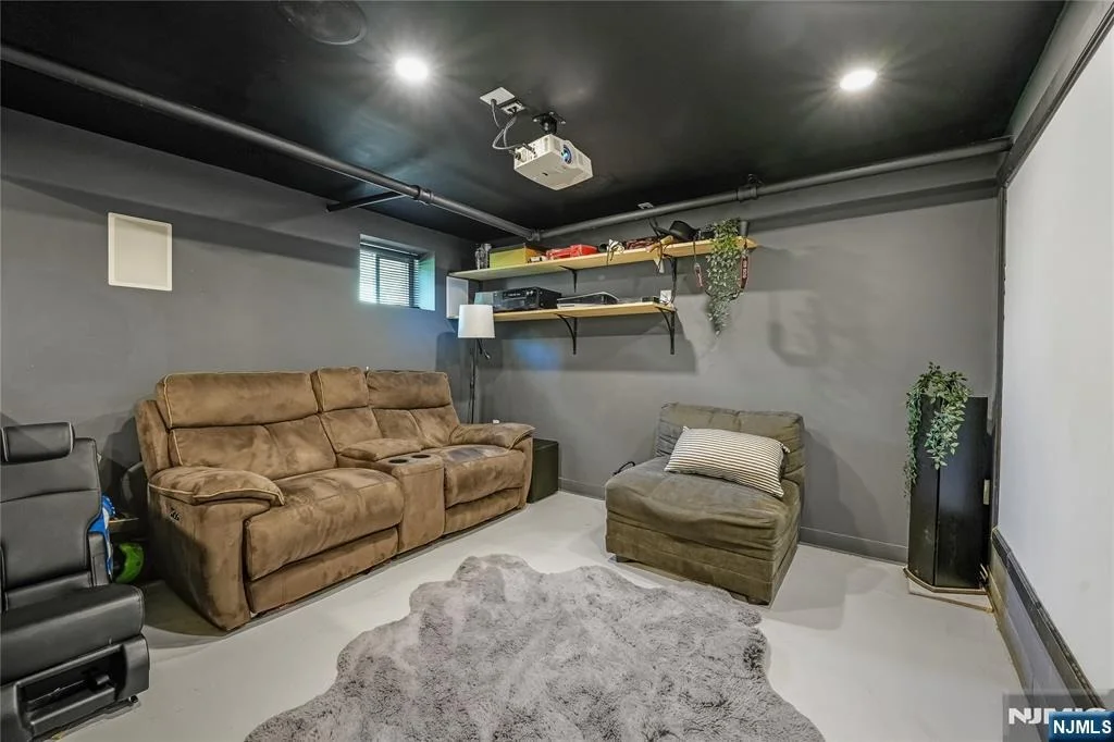 Photo of 776 Maple
