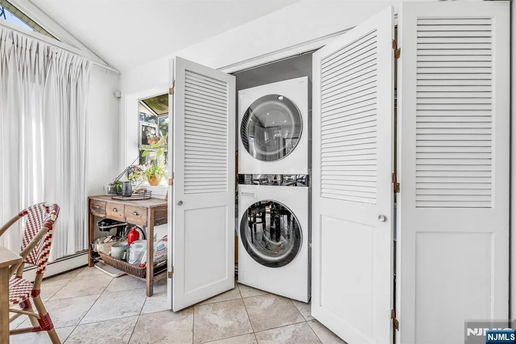 Photo of 408 Chelsea