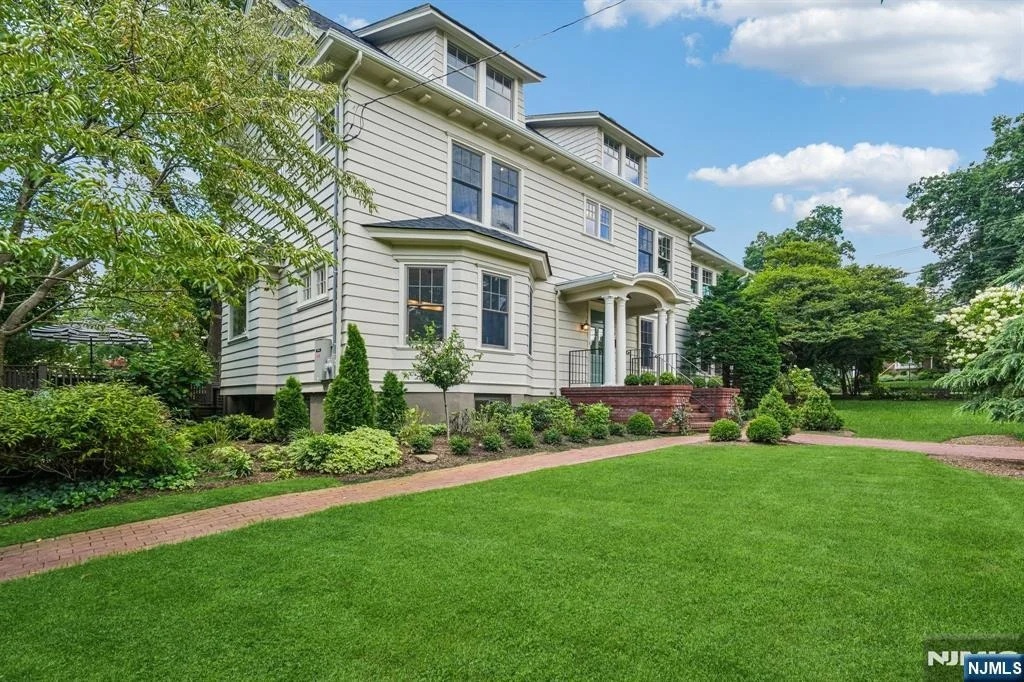 Photo of 150 Gordonhurst