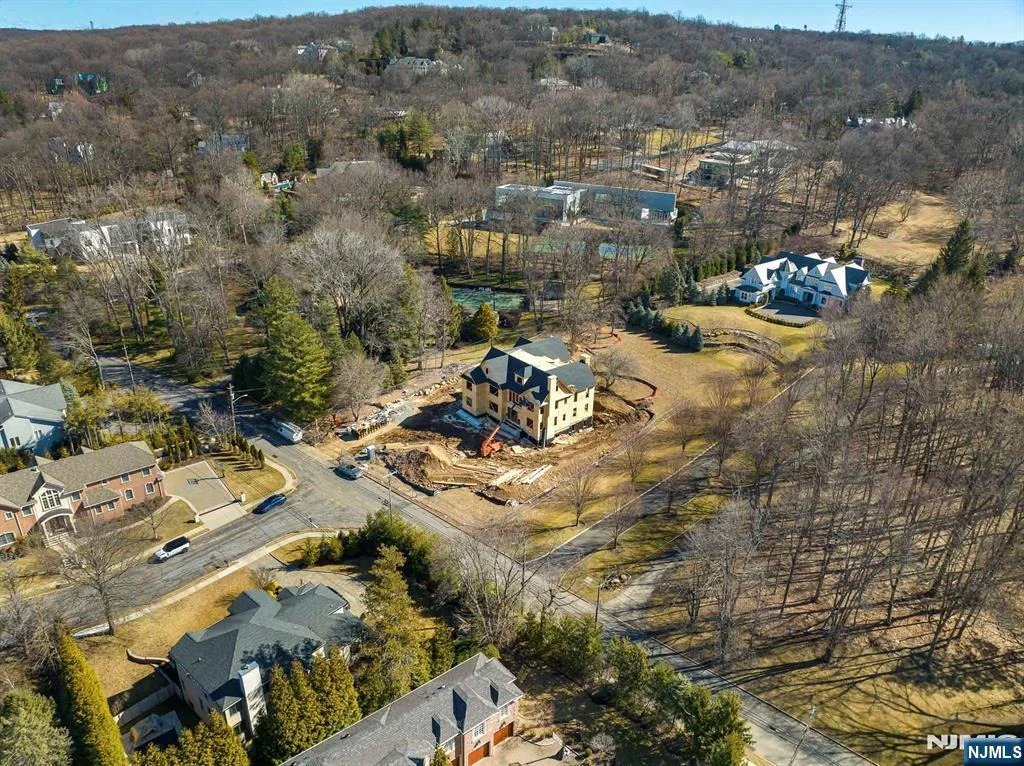 Photo of 379 Anderson