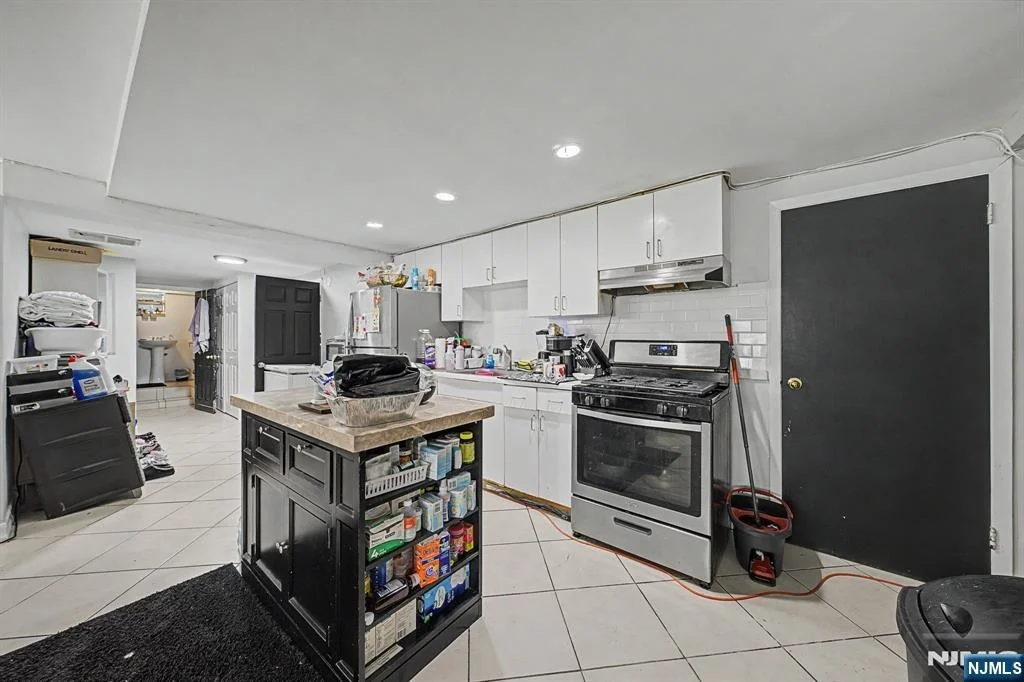 Photo of 154 Ames