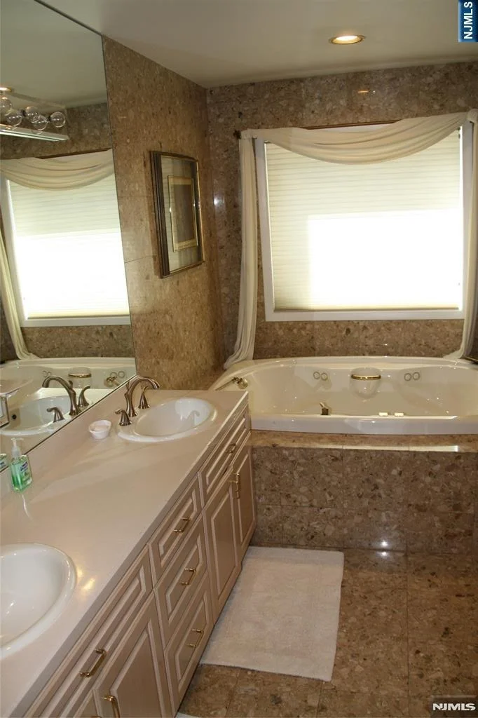 Photo of 452 Glendale