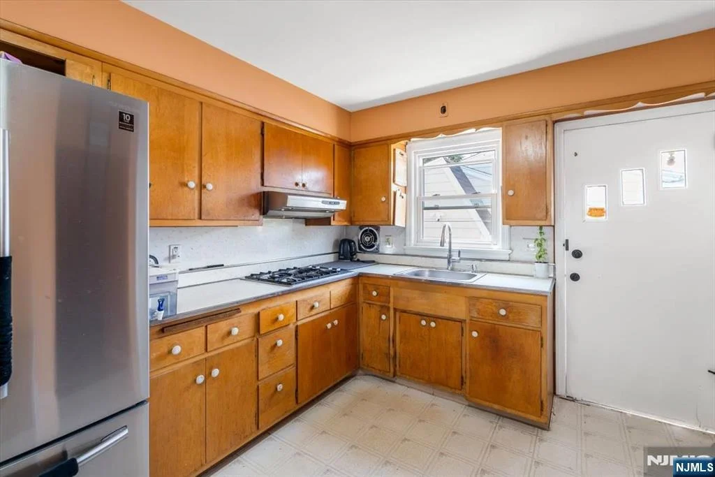 Photo of 375 Washington