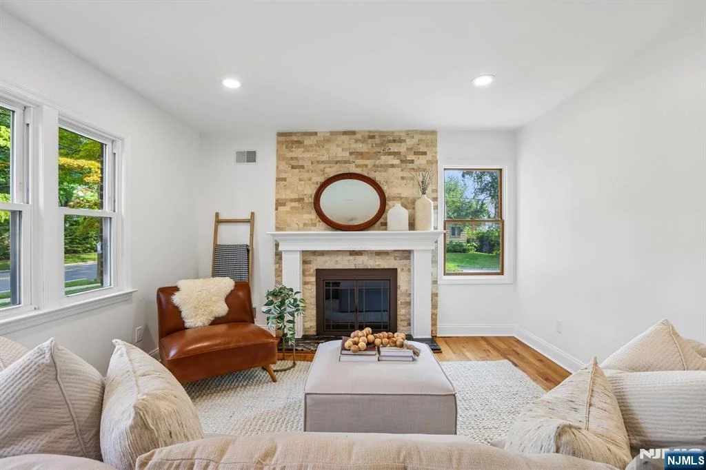 Photo of 650 Ridgewood