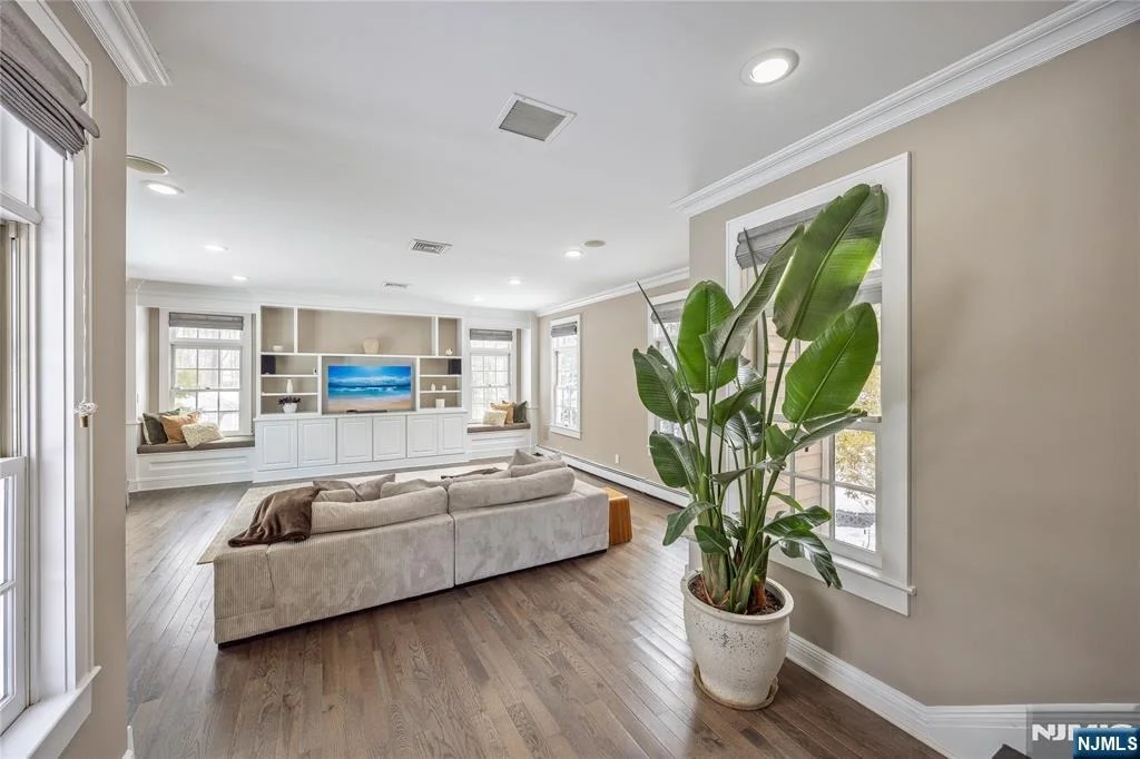 Photo of 202 Chestnut Ridge