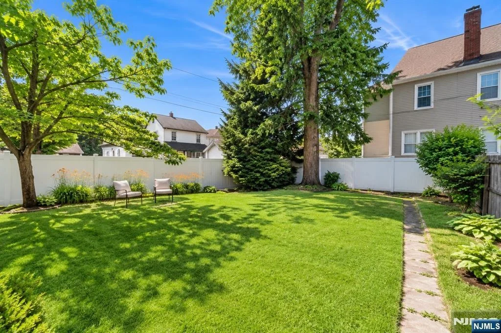 Photo of 223 Baldwin