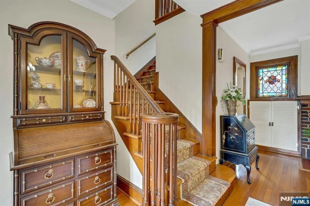 Photo of 224 Euclid