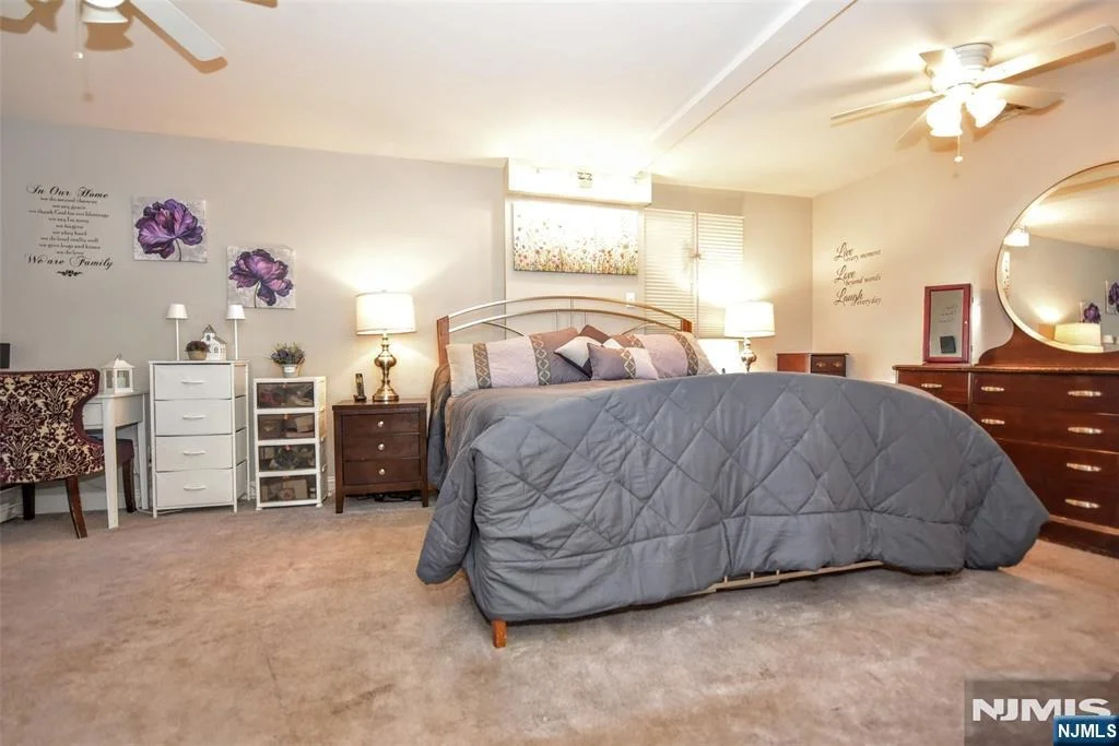 Photo of 137 Manhattan