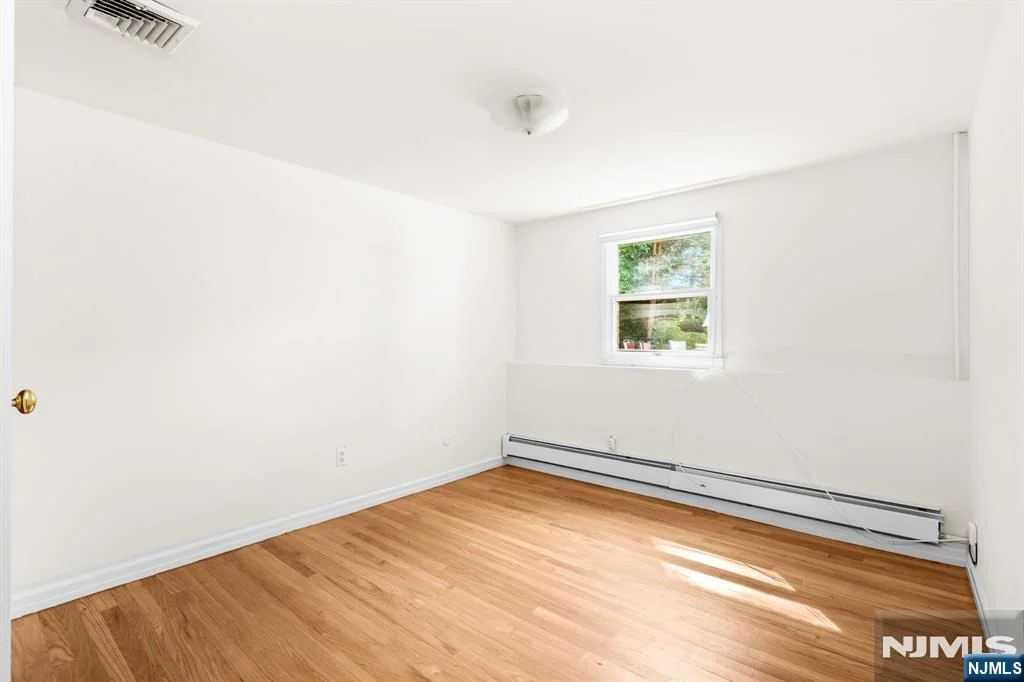Photo of 763 Closter Dock