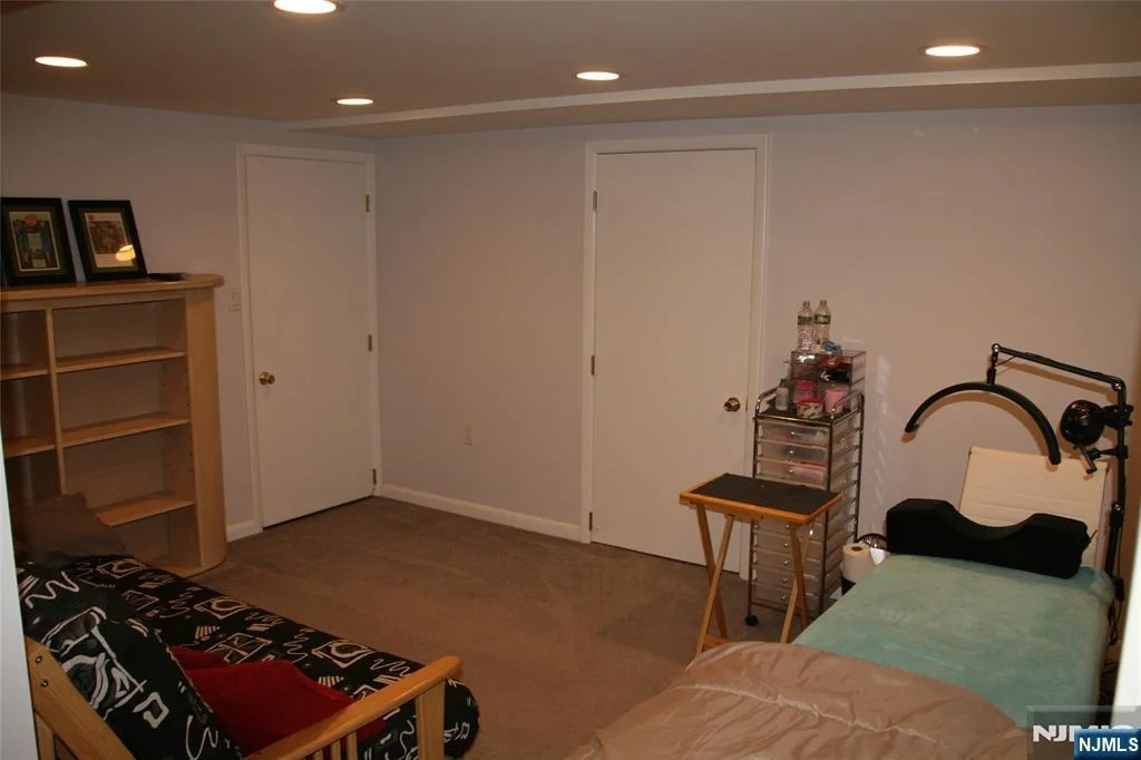 Photo of 452 Glendale