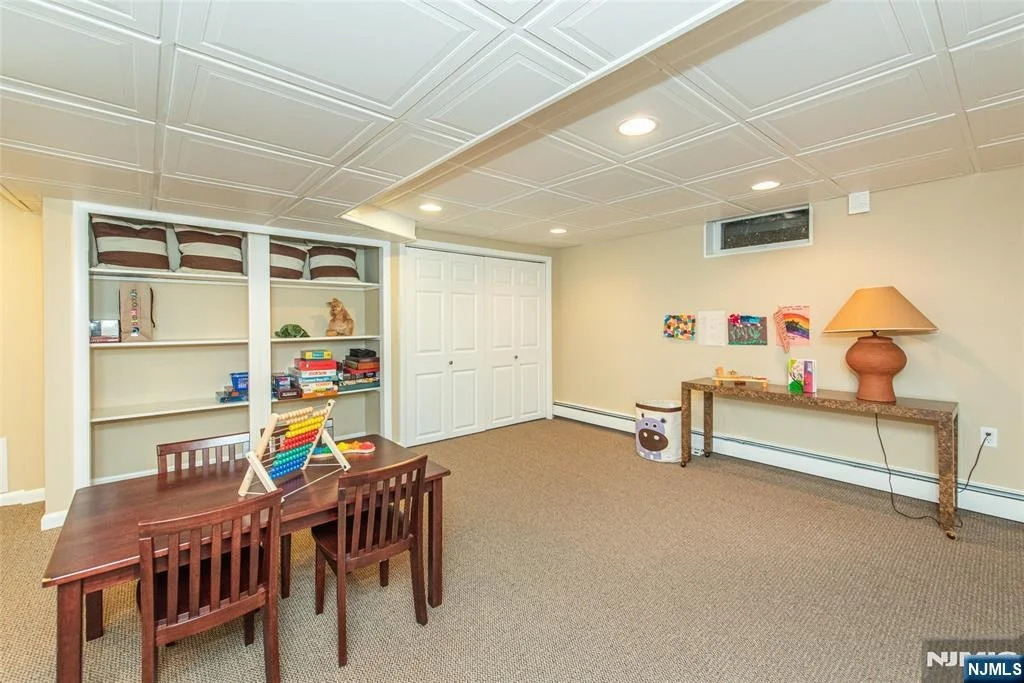 Photo of 2 Midvale