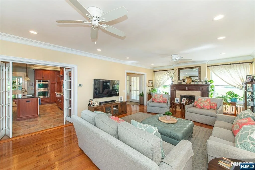 Photo of 11 Hillcrest