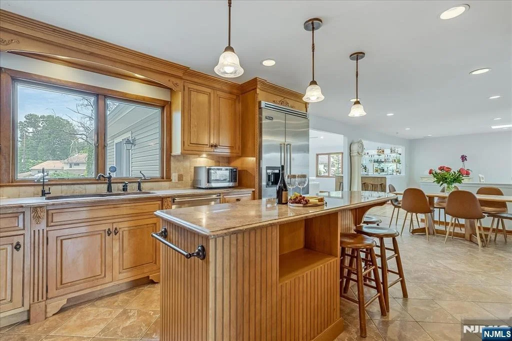 Photo of 670 Swathmore
