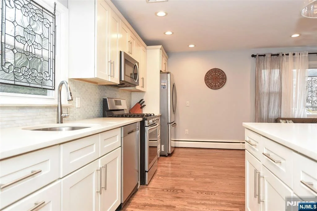 Photo of 82 Grove