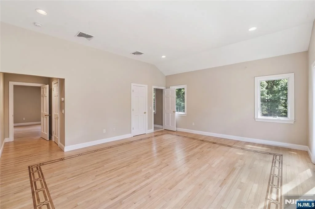 Photo of 136 Willow
