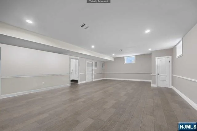 Photo of 160 Lawrence