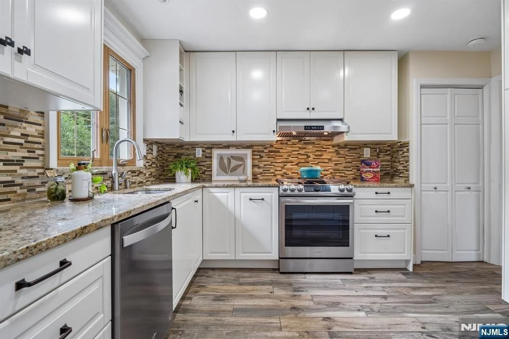 Photo of 49 Skyview