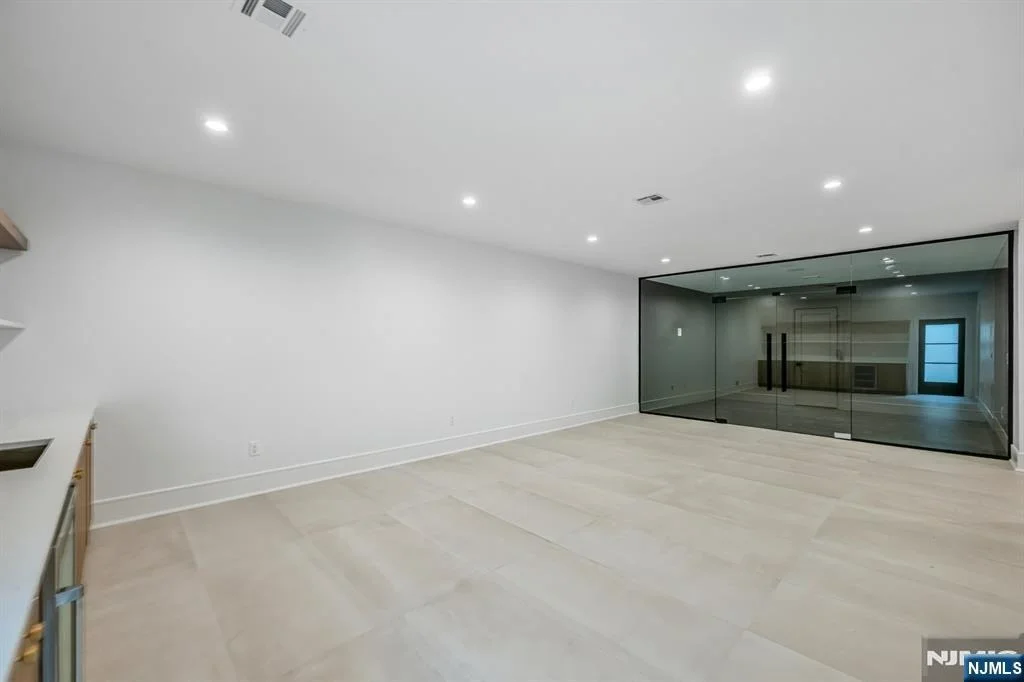 Photo of 190 Denver
