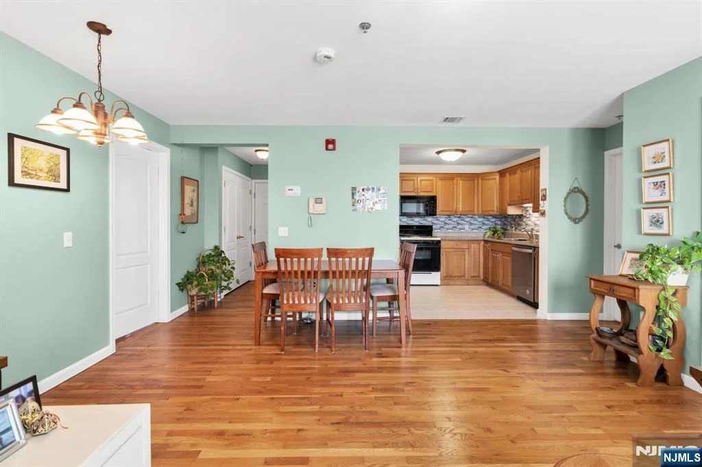 Photo of 241 Union