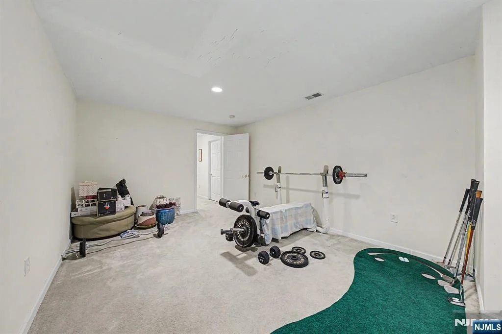 Photo of 6 Boulder